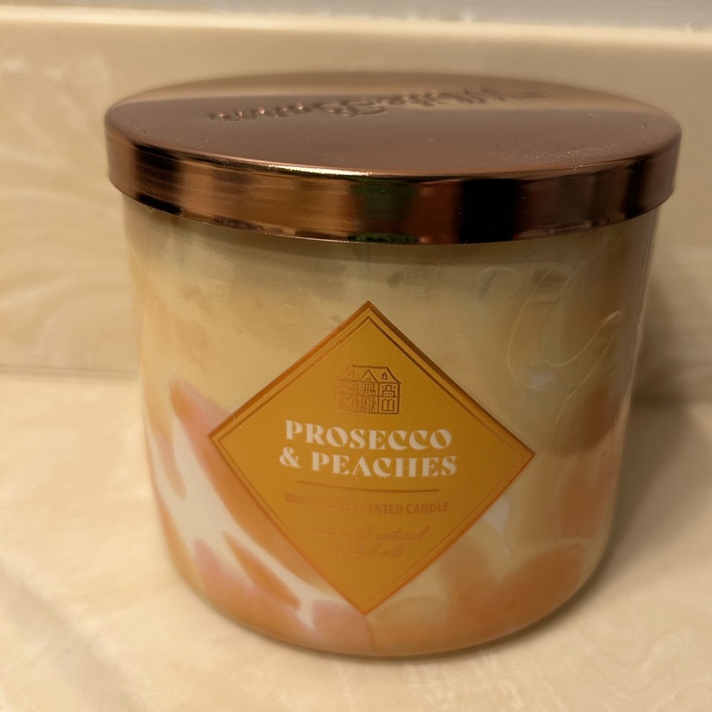 Bath and Body Works Prosecco & Peaches